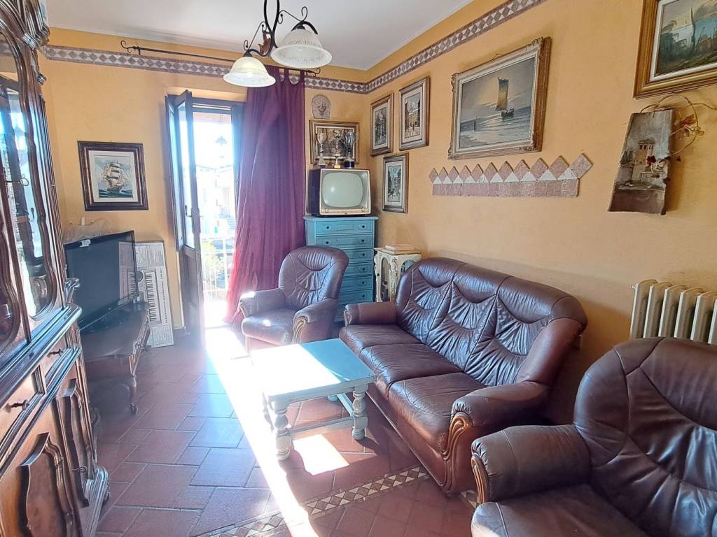 Appartamento a Rosignano marittimo in Via Vincenzo Cuoco - Foto 5