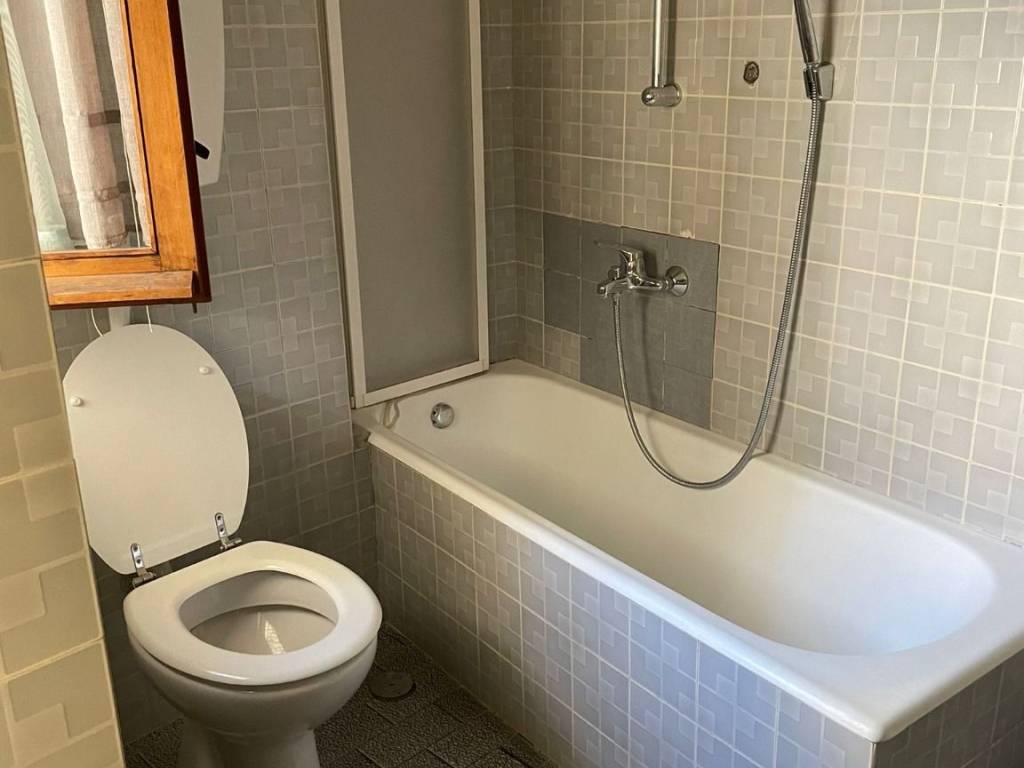 Appartamento a Parma in Strada Nino Bixio, 5 - Foto 2
