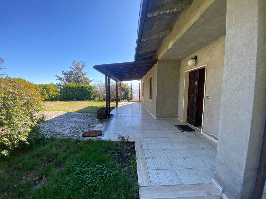 Villa a Montefiascone in Via San Francesco - Foto 5