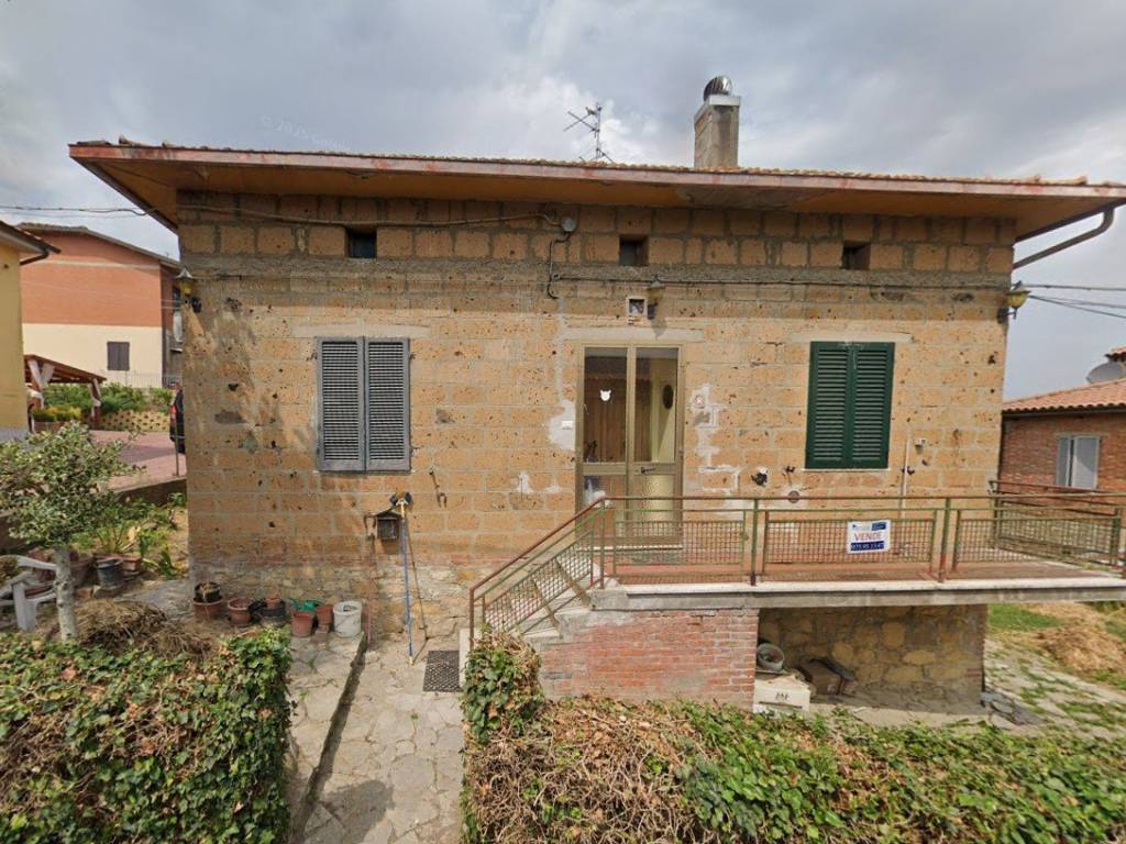 Casa indipendente a Castiglione del lago in Via dei Partigiani - Foto 2