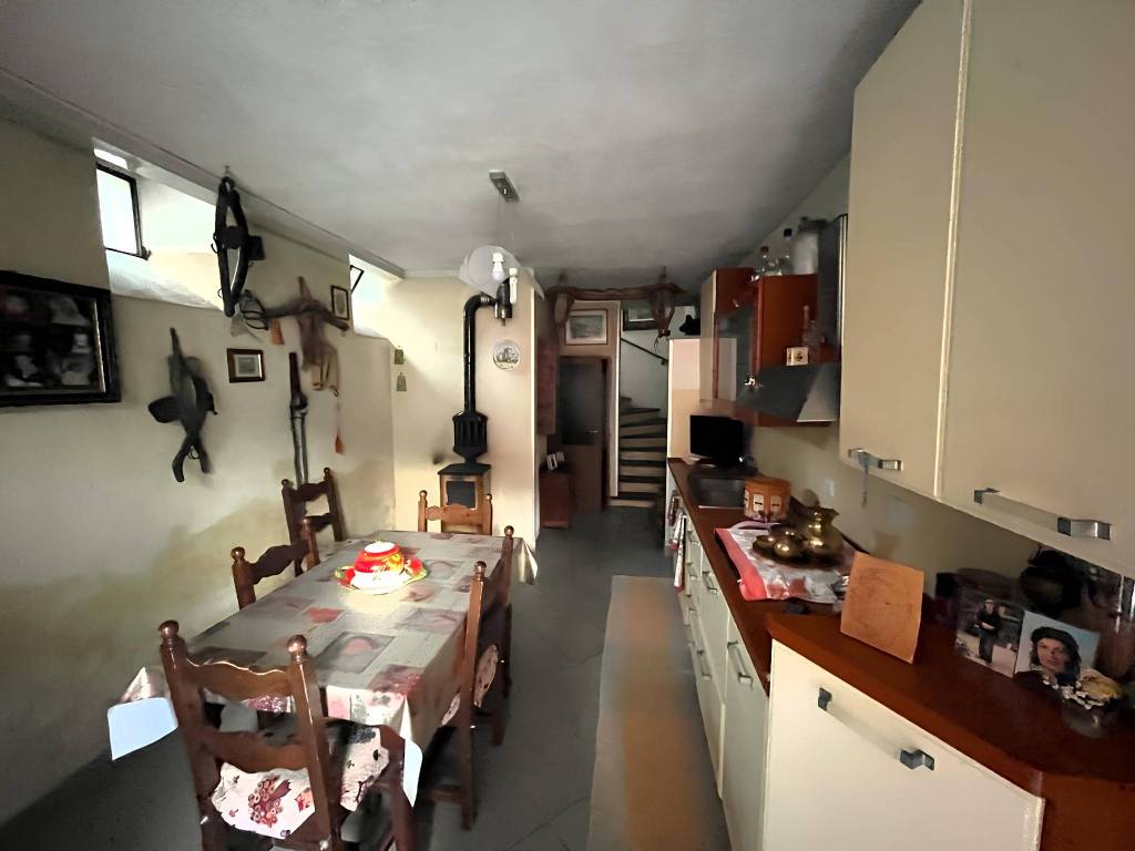 Casa indipendente a Isasca in Via del Centro, 1 - Foto 4