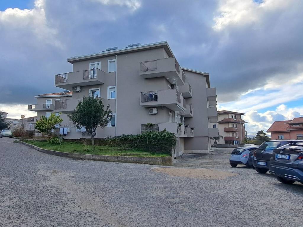 Appartamento a Vibo valentia in Viale Accademie Vibonesi - Foto 2