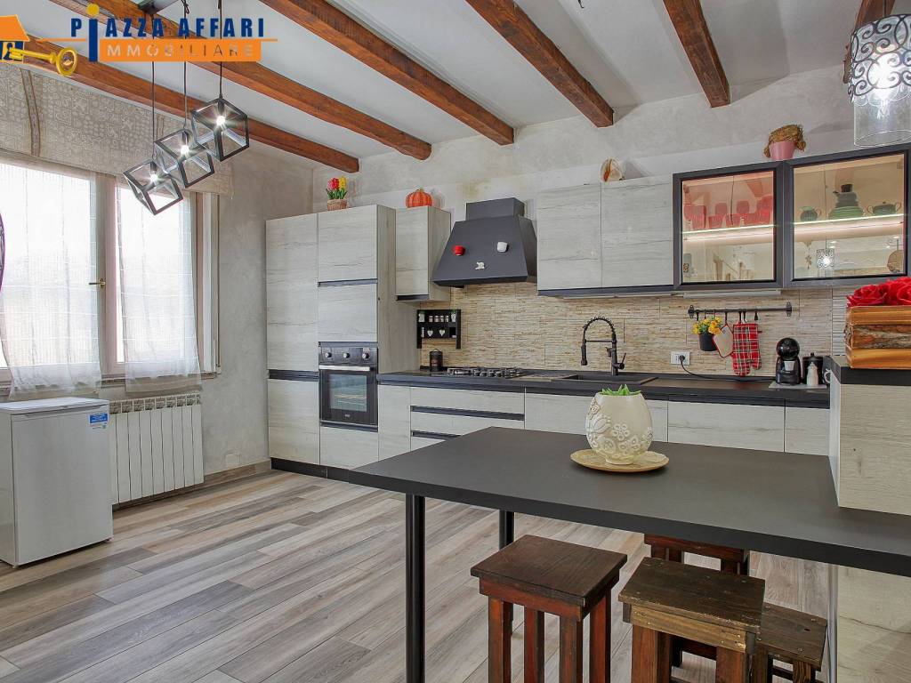 Appartamento a Mesenzana in via Diaz, 18 - Foto 3