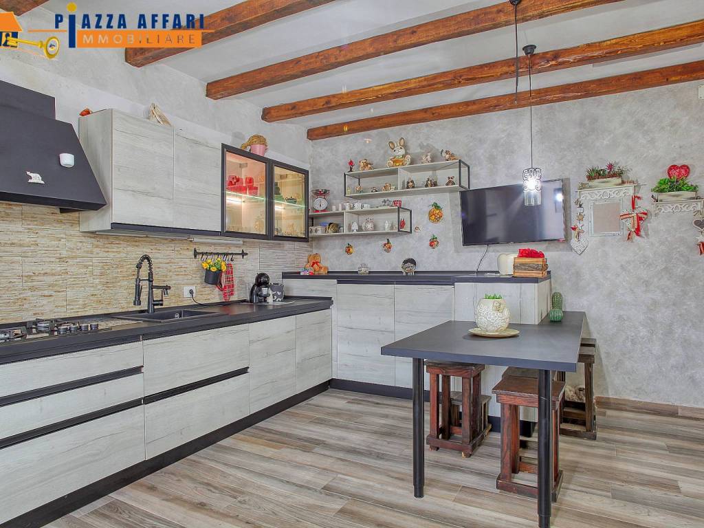 Appartamento a Mesenzana in via Diaz, 18 - Foto 5