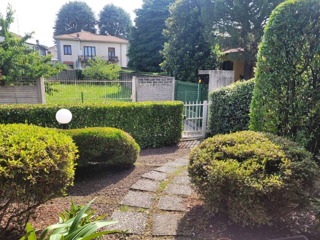 Villetta a schiera a Fagnano olona in Via Ludovico Ariosto, 9 - Foto 3