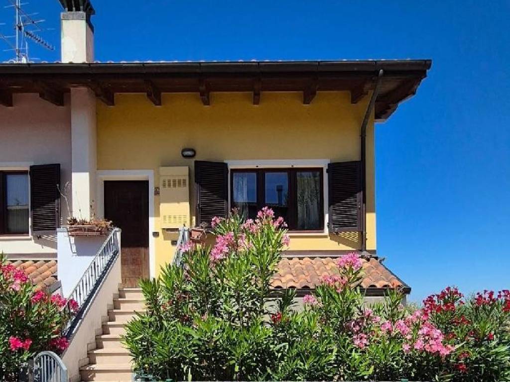 Appartamento a San costanzo in strada santa maria goretti - Foto 4