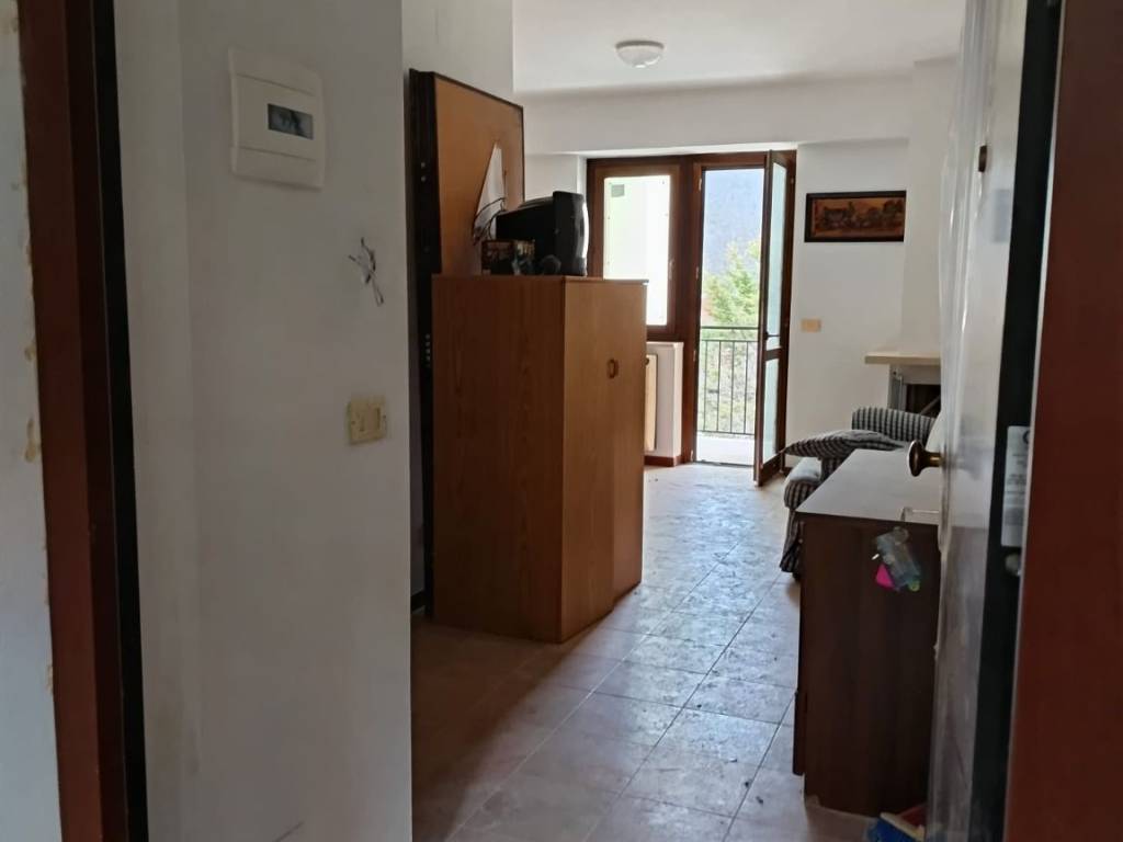 Appartamento a Lucoli in Via delle Betulle - Foto 2