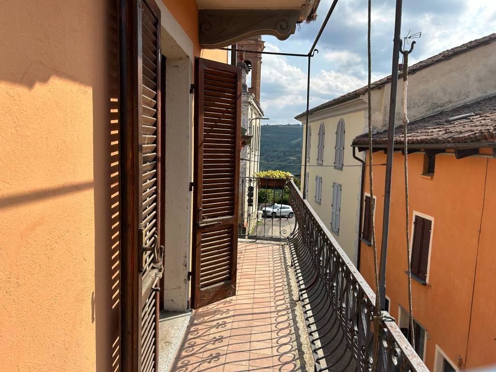 Villa a Mango in Via Regina Margherita, 13 - Foto 2