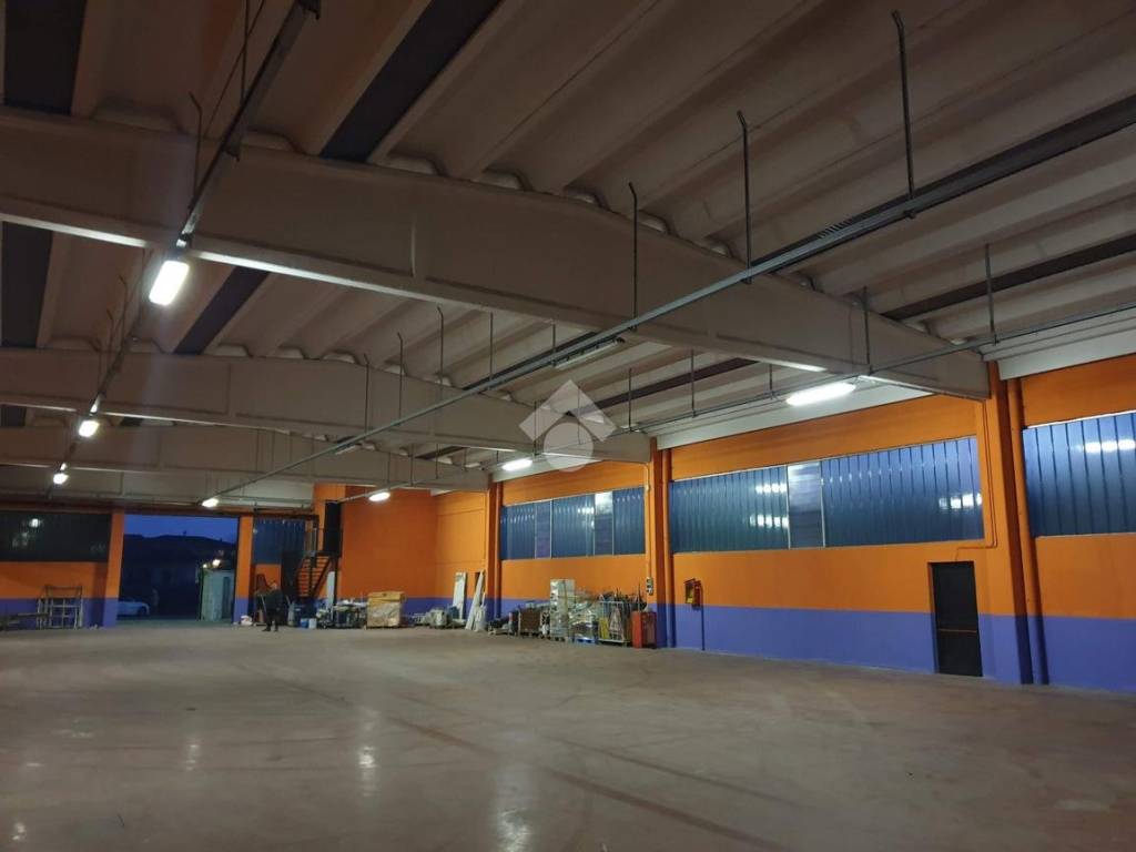 Immobile a Galliate in VIA UGO FOSCOLO, 19 - Foto 2