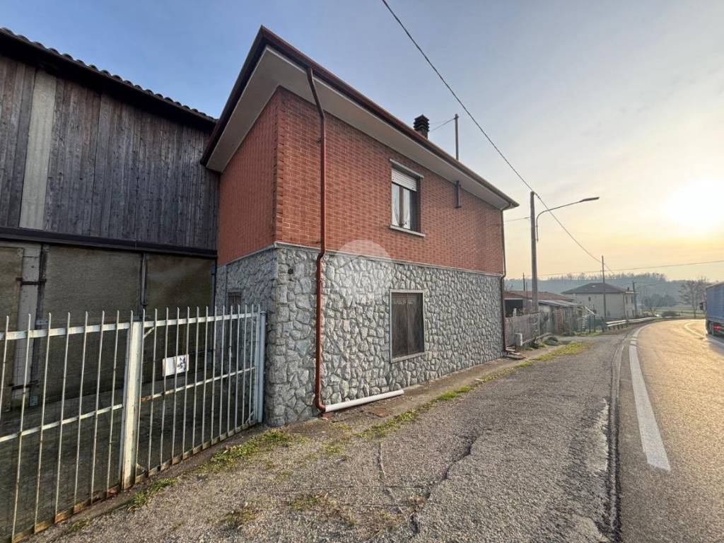 Casa indipendente a Calliano in Via Asti, 108 - Foto 5