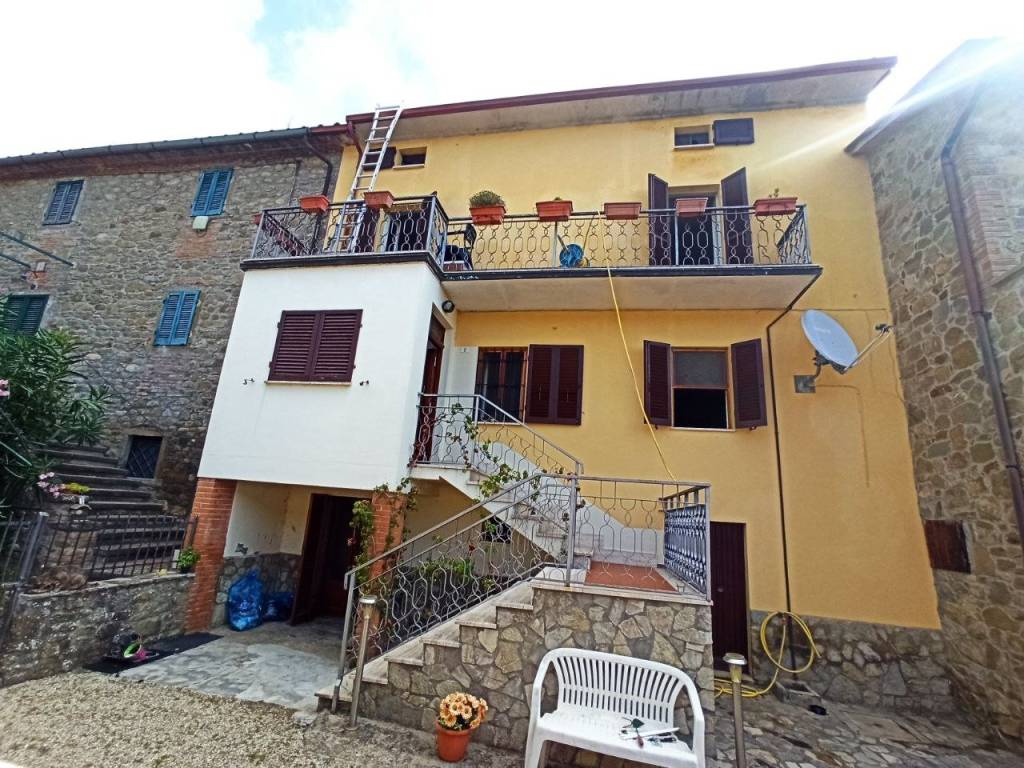 Casa indipendente a Tuoro sul trasimeno in Località Vernazzano Basso - Foto 3