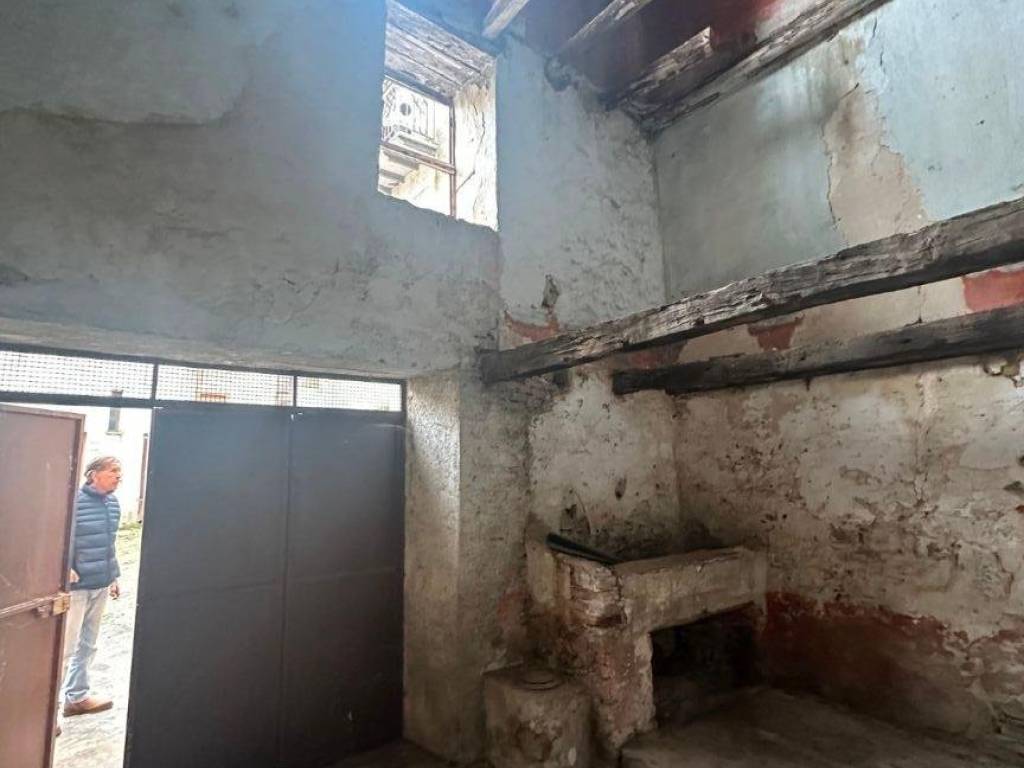 Casa indipendente a Gratteri in Largo Pietra Rossa, 3 - Foto 5