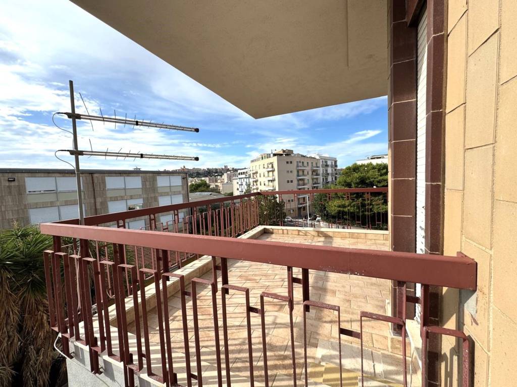 Appartamento a Cagliari in Via Gianquinto de Gioannis - Foto 5
