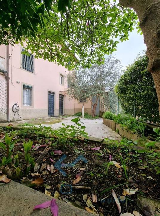 Villetta a schiera a Lucca in Via Giovanni Pacchini - Foto 4