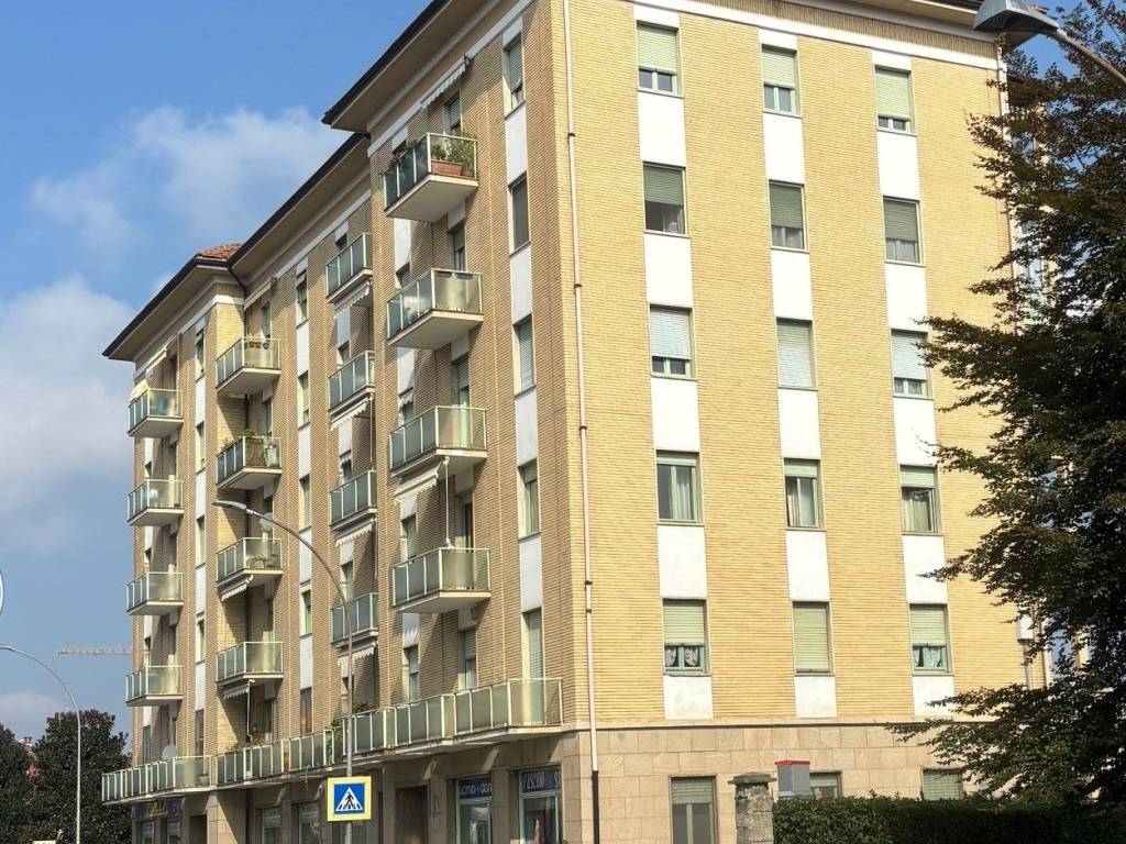 Appartamento a Saluzzo in Corso 27 Aprile, 48 - Foto 2