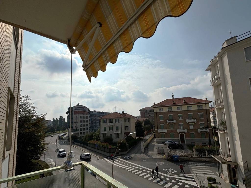 Appartamento a Saluzzo in Corso 27 Aprile, 48 - Foto 3