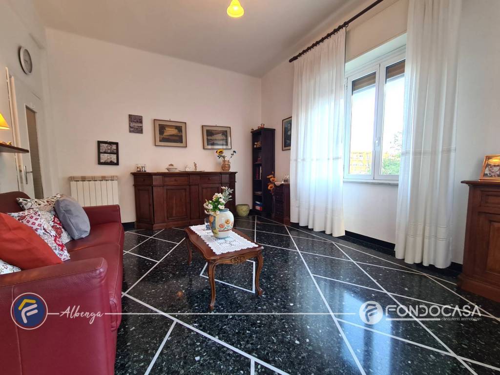 Appartamento a Albenga in Viale 8 Marzo - Foto 5