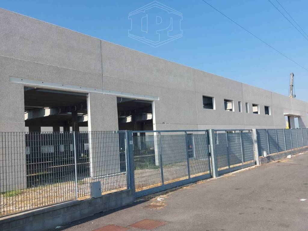 Terreno a Vellezzo bellini in Via Enrico Mattei, 2 - Foto 4