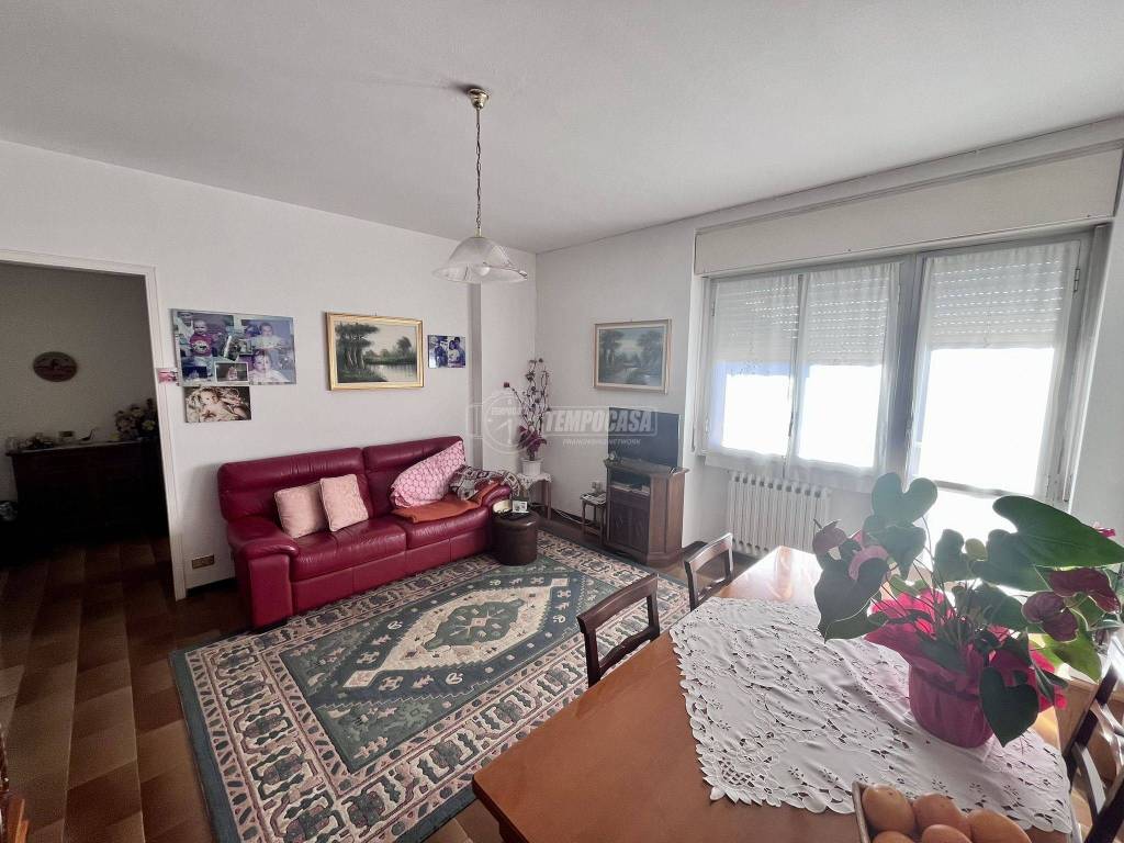 Appartamento a Luino in Via Creva 99 - Foto 2