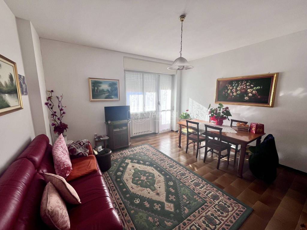 Appartamento a Luino in Via Creva 99 - Foto 3