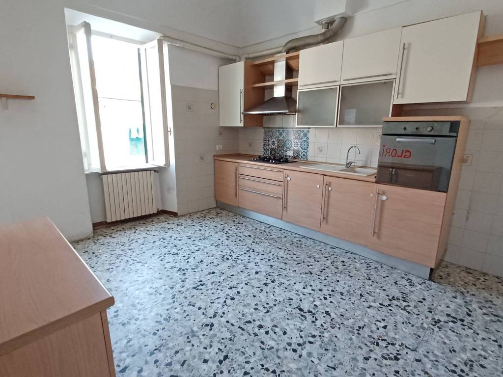 Appartamento a Taggia in Piazza Reghezza, 6 - Foto 2