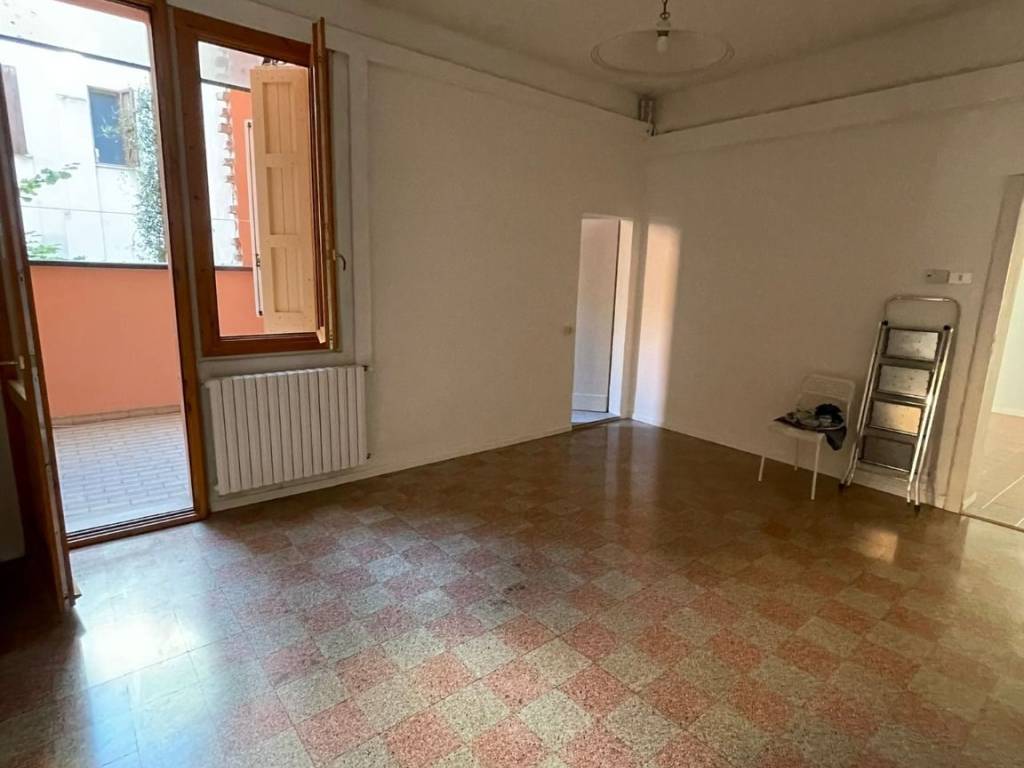 Appartamento a Reggio emilia in Via Giovanni Battista Mari - Foto 4