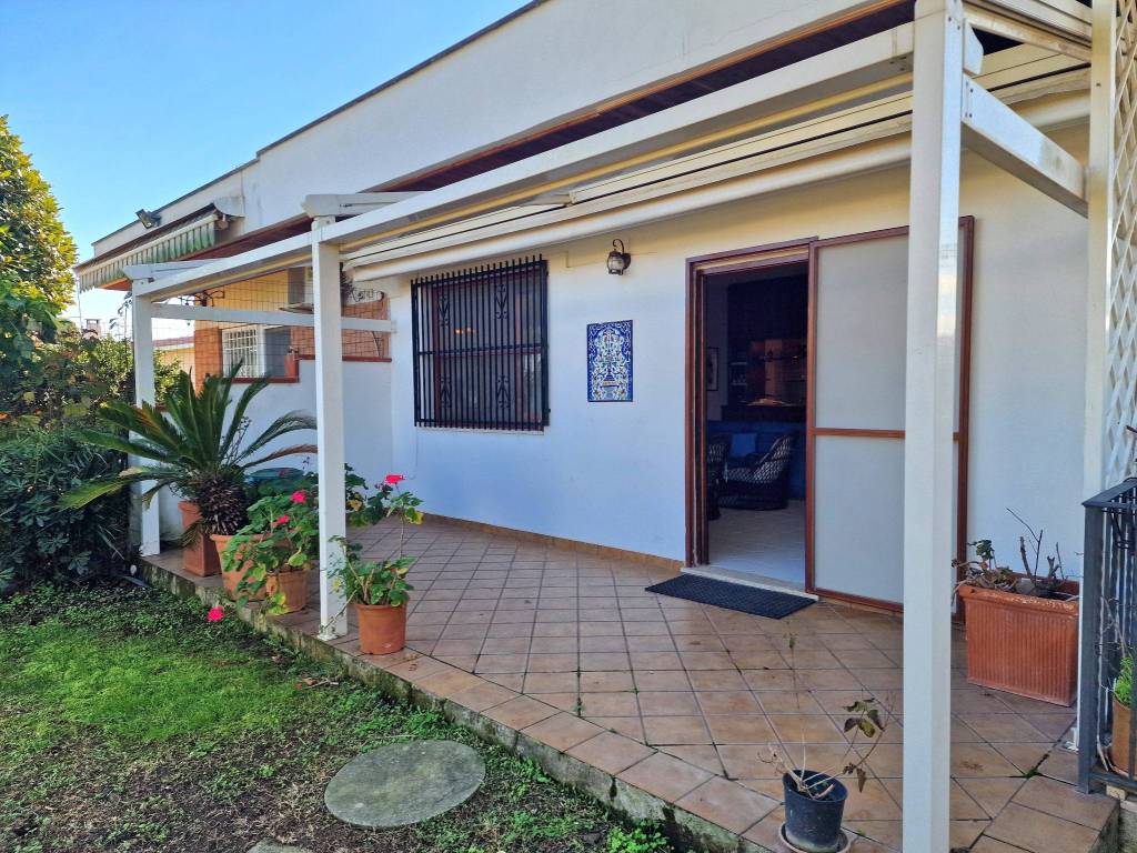Villa a San felice circeo in Via Mediana Vecchia, 75 - Foto 3