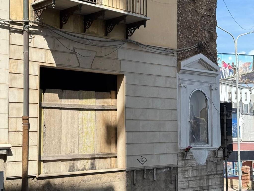 Palazzo / stabile a Gela in Via Giacomo Navarra Bresmes - Foto 5