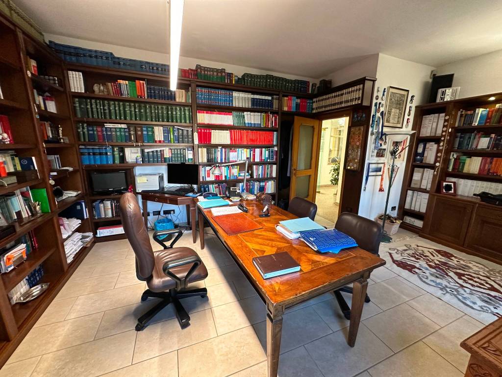 Immobile a Nuoro in Piazza Veneto - Foto 4