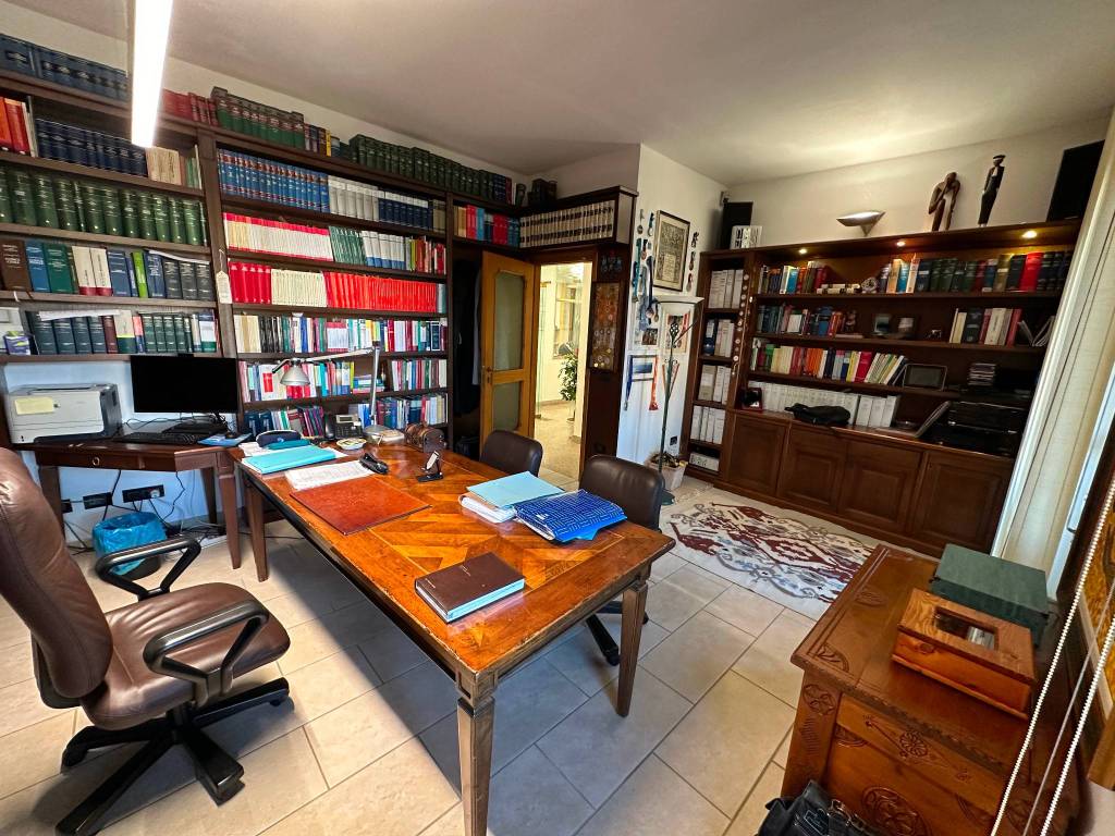 Immobile a Nuoro in Piazza Veneto - Foto 5