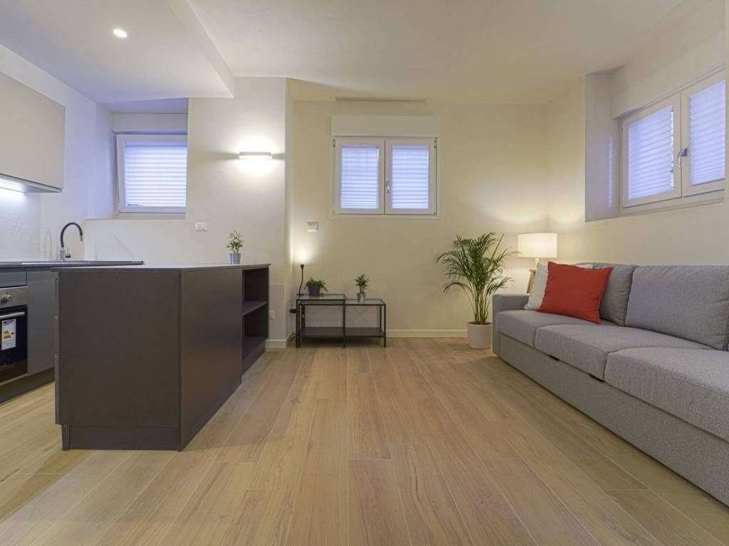 Appartamento a Milano in Via Riccione, 9 - Foto 1