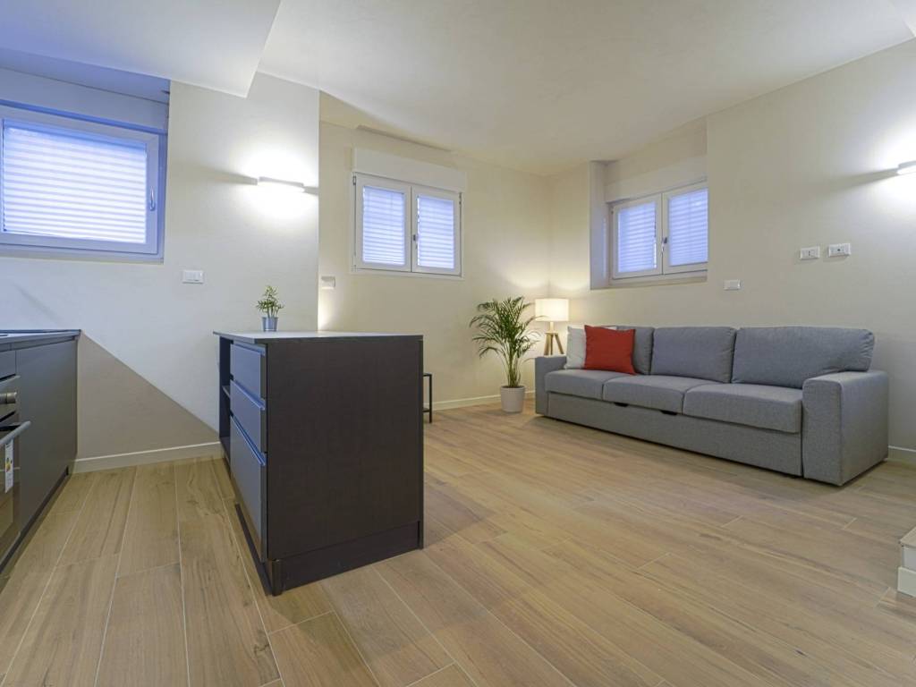 Appartamento a Milano in Via Riccione, 9 - Foto 2