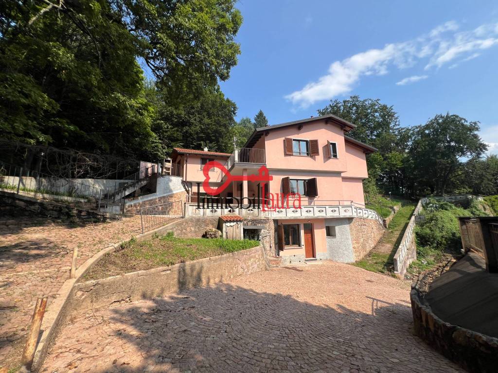 Villa a Cuasso al monte - Foto 1