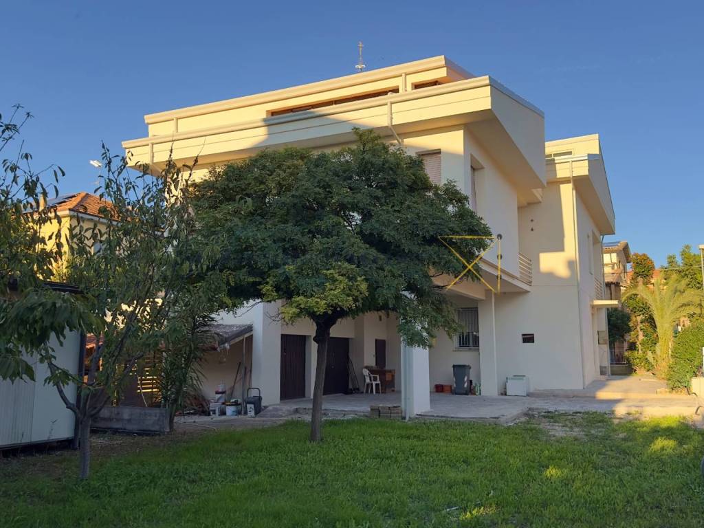 Attico / mansarda a Foligno in Via Bartolomeo di Tommaso, 2 - Foto 2