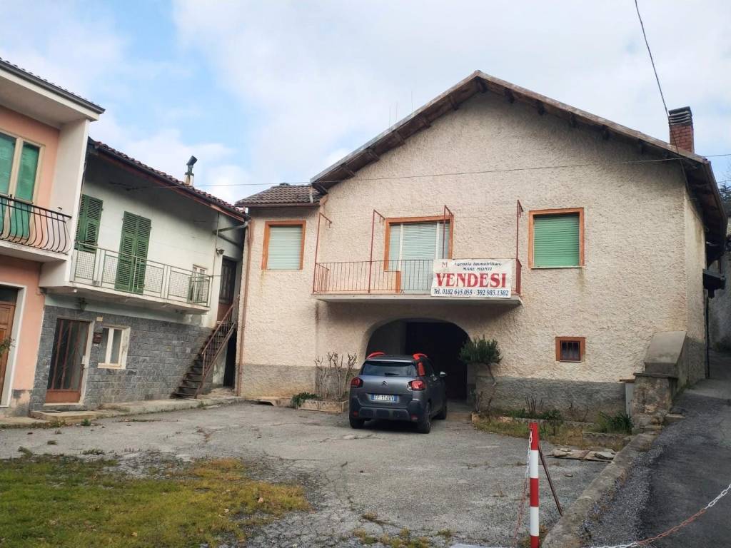 Casa indipendente a Garessio in via al borghetto - Foto 2