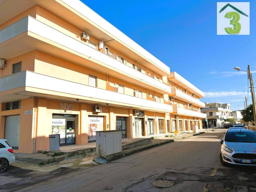 Appartamento a Tricase in Largo Ardengo Soffici - Foto 2