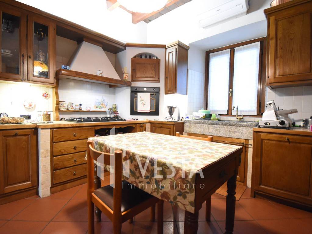 Appartamento a Barzanò in Via Prebone - Foto 3