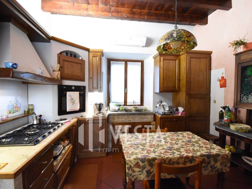 Appartamento a Barzanò in Via Prebone - Foto 4