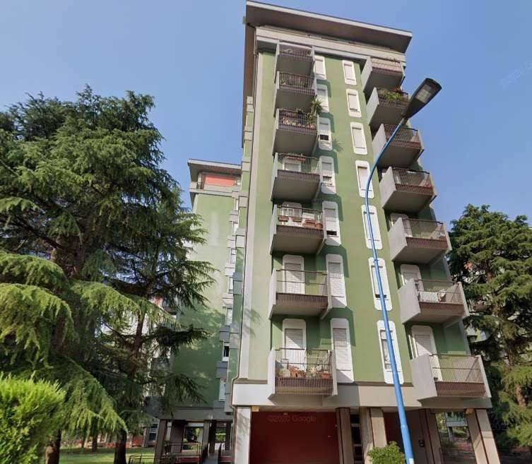 Appartamento a Brescia in Via Rotonda Vittorio Montiglio - Foto 4