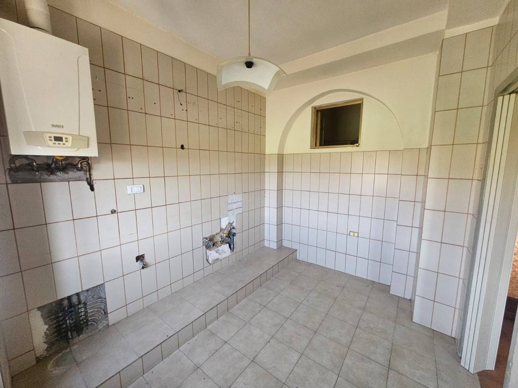 Appartamento a Benevento in Via Francesco Compagna - Foto 4
