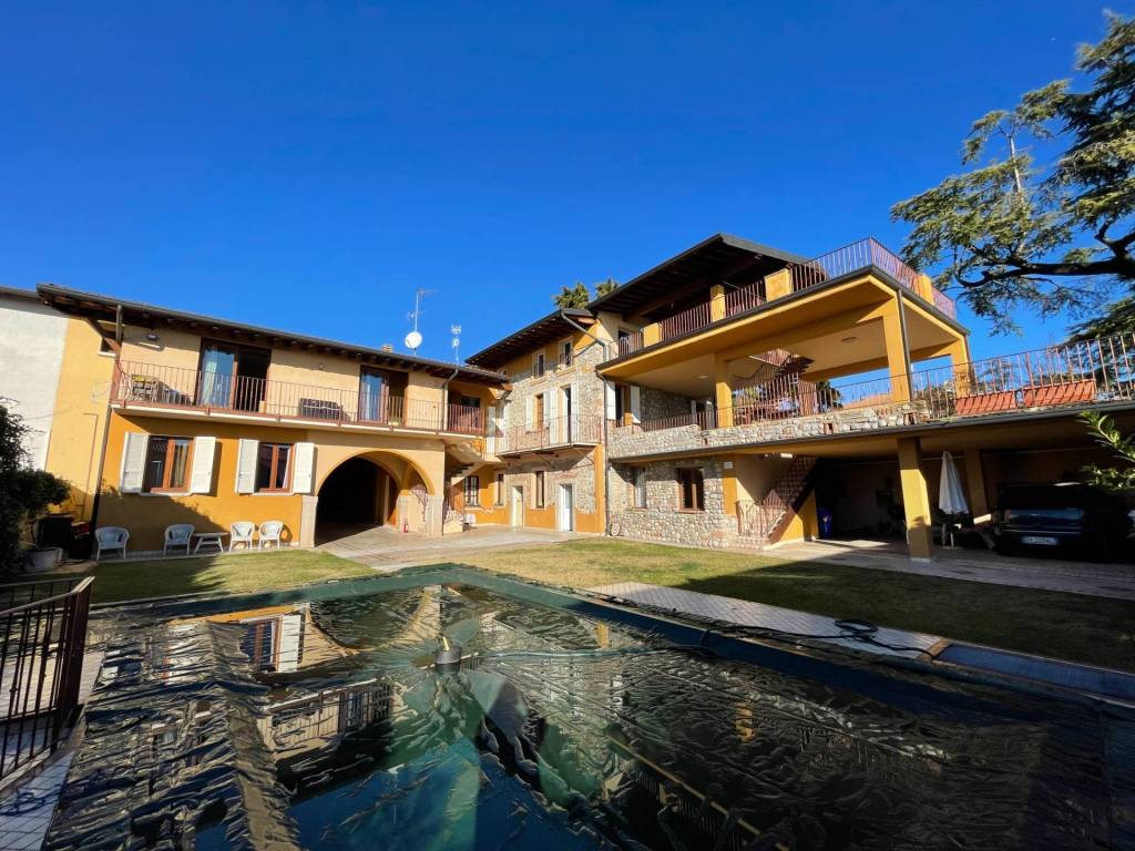 Casa indipendente a Moniga del garda in Via Vittorio Emanuele II - Foto 4