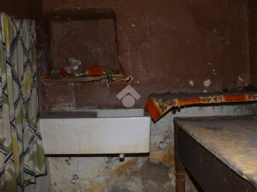 Casa indipendente a Carovigno in Via Don Giovanni Minzoni, 90 - Foto 4