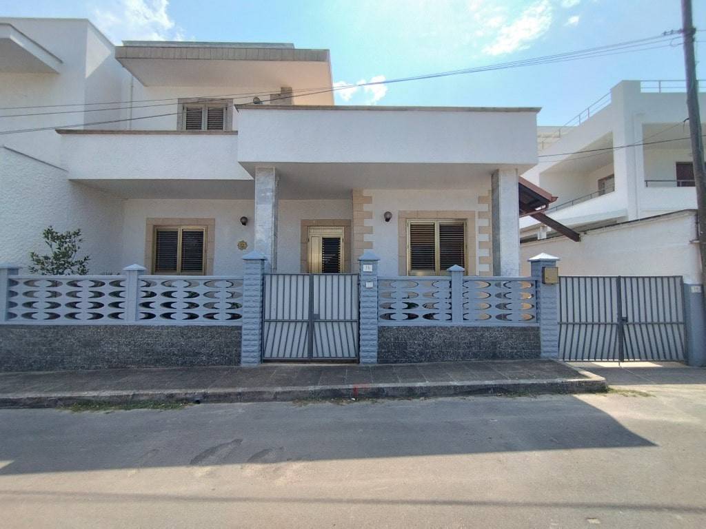 Casa indipendente a Ugento in Via Tazzoli, 14 - Foto 2