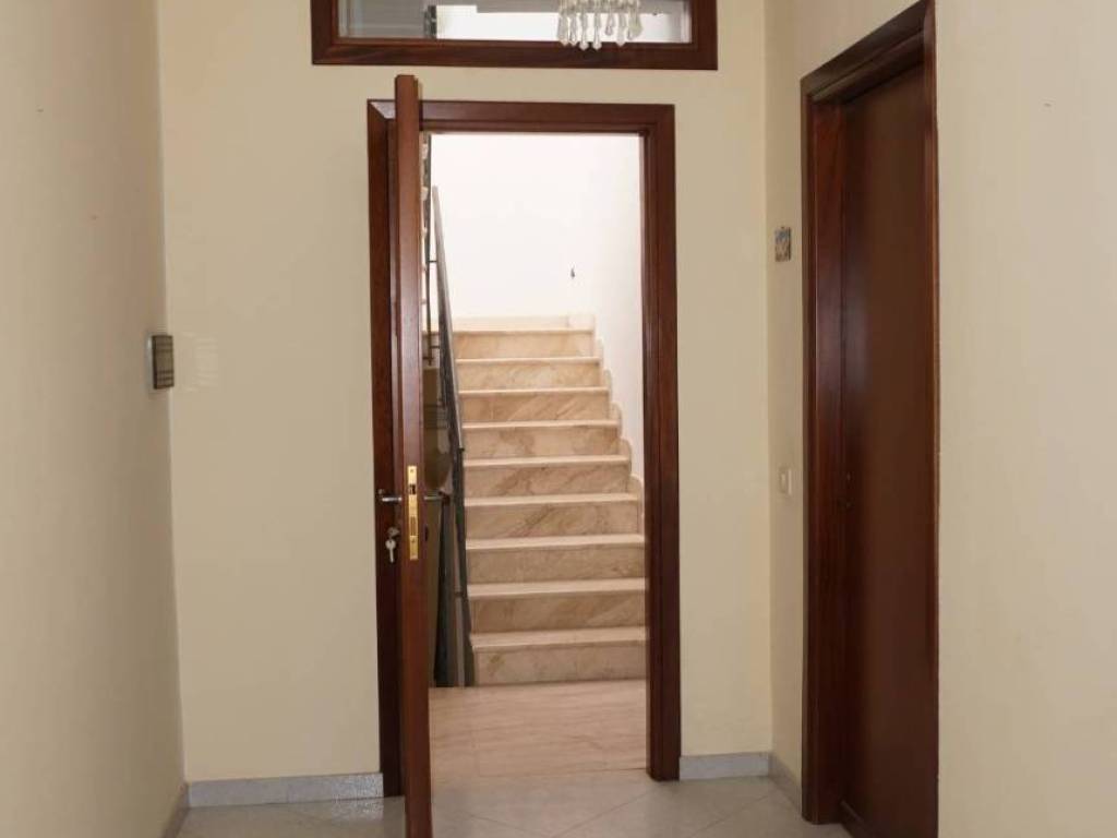 Casa indipendente a Castelvetrano in via Vittorio Emanuele Orlando - Foto 2