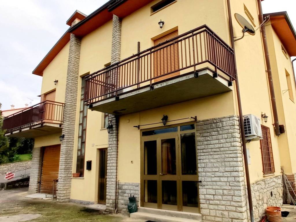 Villa a Piegaro in Via Papa Giovanni XXIII - Foto 5