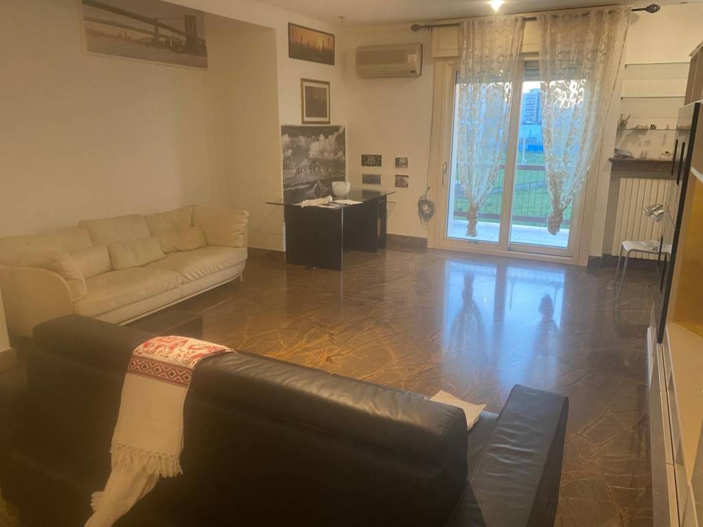 Appartamento a Bari in Via Caldarola, 18 - Foto 5