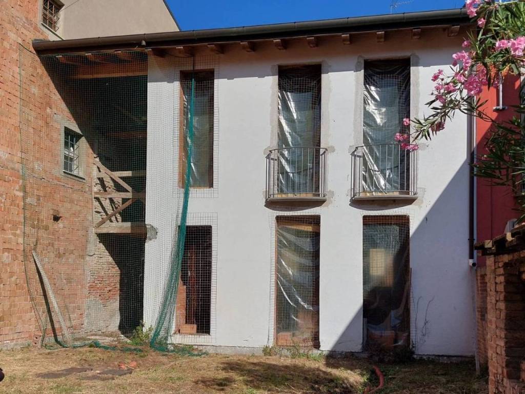 Casa indipendente a Cento in Via Baruffaldi, 18 - Foto 2