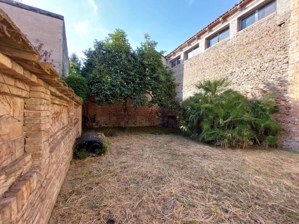 Casa indipendente a Cento in Via Baruffaldi, 18 - Foto 4