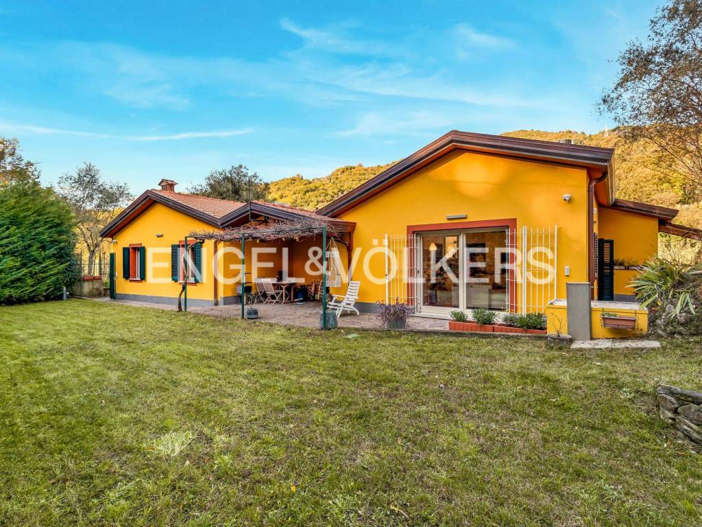 Villa a Sarzana in Via dei Molini, 454 - Foto 2