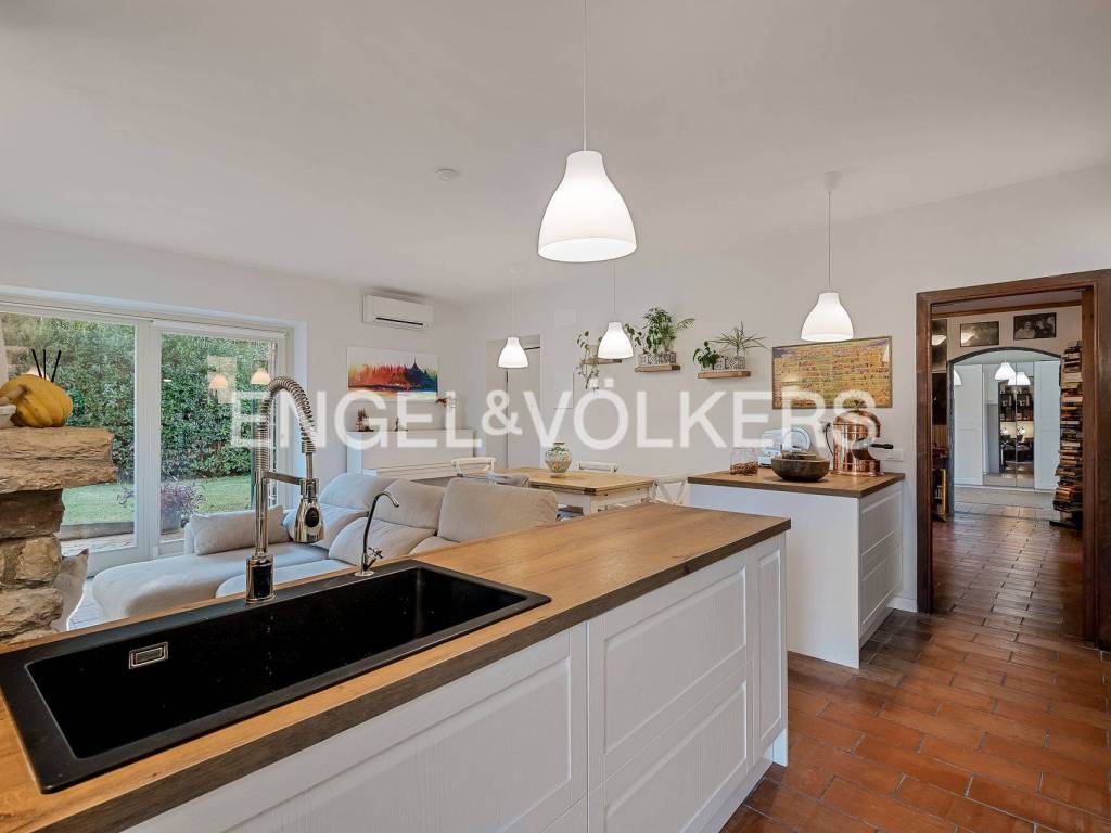 Villa a Sarzana in Via dei Molini, 454 - Foto 5